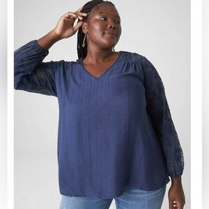 NEW Lane Bryant Womens Top Blouse Navy Lace Long Sleeves V-Neck Top Size 14/16